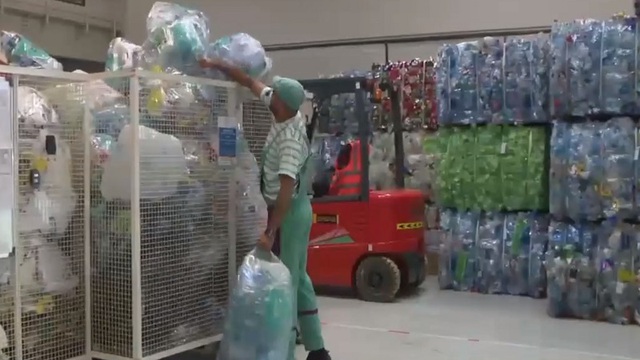 Chiến lược xã hội tái chế rác thải nhựa tại UAE - Ảnh 2.
