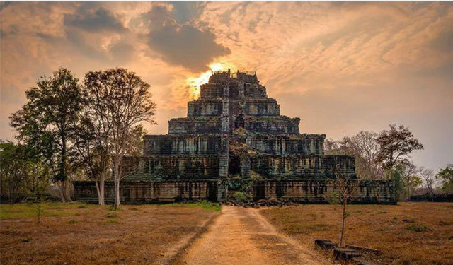 Campuchia tôn vinh di sản thế giới đền Koh Ker - Ảnh 1.