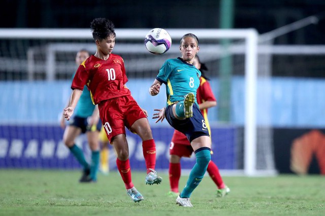 U17 nữ Việt Nam suýt gây bất ngờ trước U17 nữ Australia  - Ảnh 1.