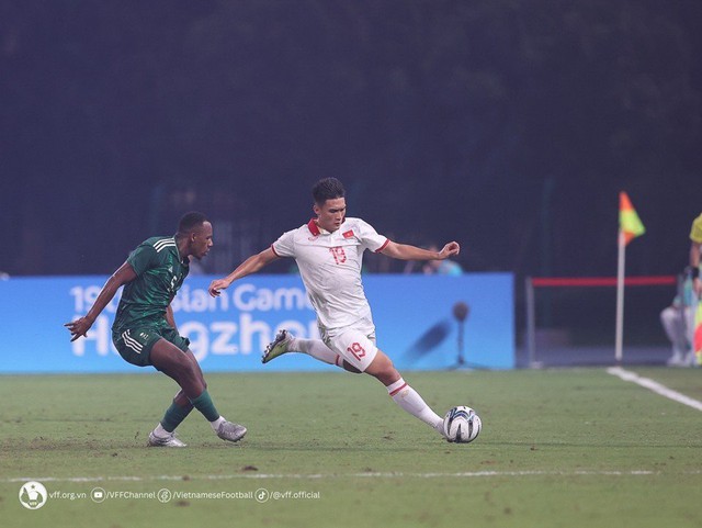 Đội tuyển Olympic Việt Nam dừng chân tại vòng bảng ASIAD 19 - Ảnh 3.