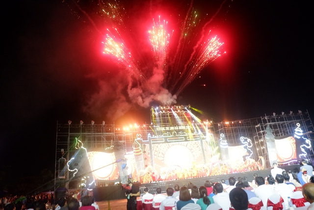 Hàng chục nghìn người đổ về Festival Chí Linh lần đầu được tổ chức tại Hải Dương - Ảnh 4.