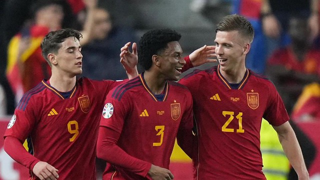 ĐT Tây Ban Nha chuẩn bị cho vòng loại Euro 2024 gặp Gruzia   - Ảnh 1.