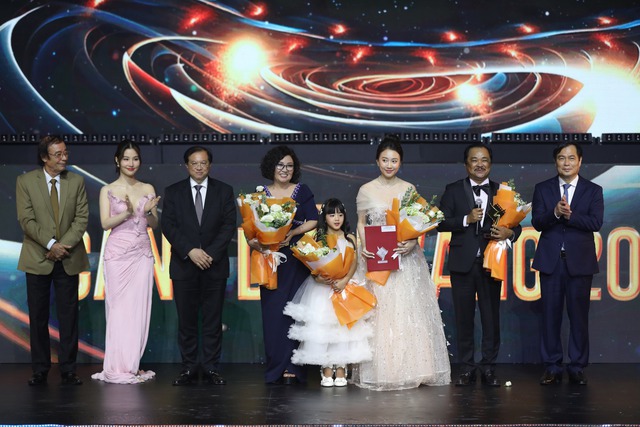 Đài Truyền hình Việt Nam thắng lớn tại giải Cánh diều Vàng 2023 - Ảnh 1.