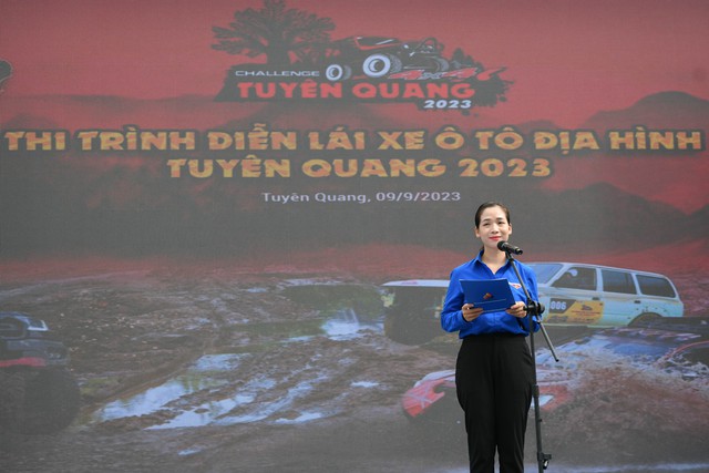 Gay cấn màn trình diễn kỹ năng lái xe địa hình Tuyên Quang 2023 - Ảnh 1.