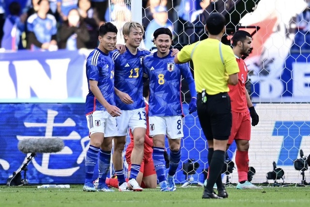 ĐT Nhật Bản thắng đậm ĐT Thái Lan trong trận giao hữu - Ảnh 2.