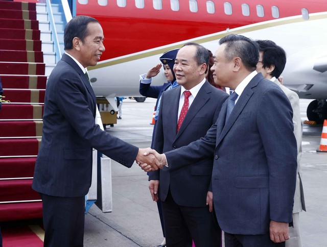 Tổng thống Indonesia đến Hà Nội, bắt đầu thăm cấp Nhà nước tới Việt Nam - Ảnh 2.