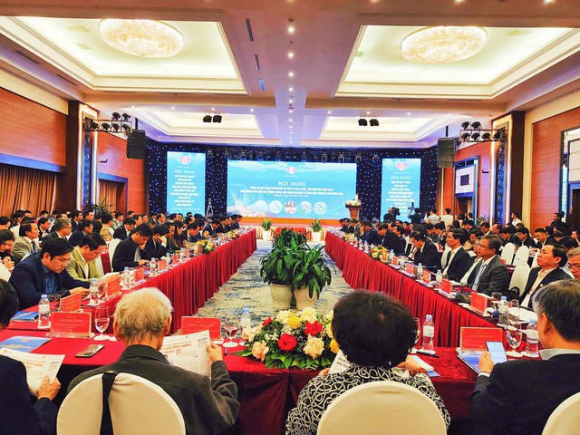 Công bố quy hoạch tỉnh Nghệ An thời kỳ 2021-2030, tầm nhìn đến năm 2050 - Ảnh 1.