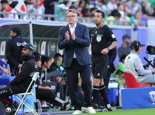 HLV Philippe Troussier: “Đội tuyển cần giữ sự tự tin, tích cực để chuẩn bị cho trận đấu gặp Indonesia” - Ảnh 2.