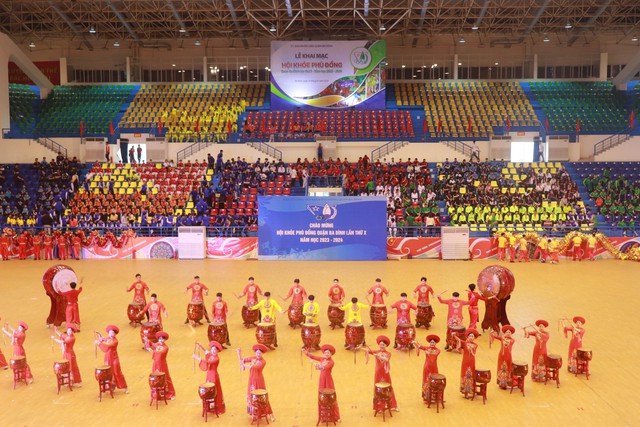 Hơn 2000 học sinh ở Hà Nội tham gia Hội khỏe Phù Đổng - Ảnh 2.