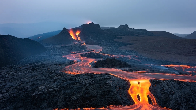 Khách du lịch cần biết gì về vụ phun trào núi lửa mới nhất tại Iceland? - Ảnh 1.