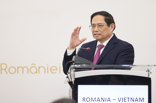 Thủ tướng Phạm Minh Chính và Thủ tướng Romania dự Diễn đàn Doanh nghiệp Việt Nam - Romania - Ảnh 1.