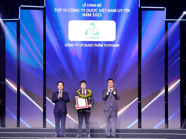 TV.PHARM tiếp tục được vinh danh top 10 công ty Việt Nam uy tín năm 2023 - Ảnh 1.