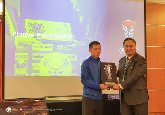 AFC họp với đội tuyển Việt Nam để phổ biến luật thi đấu và cập nhật những nét mới tại Asian Cup 2023 - Ảnh 3.