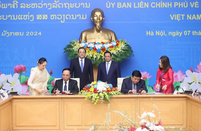 Họp Ủy ban liên Chính phủ về hợp tác song phương Việt Nam – Lào - Ảnh 1.