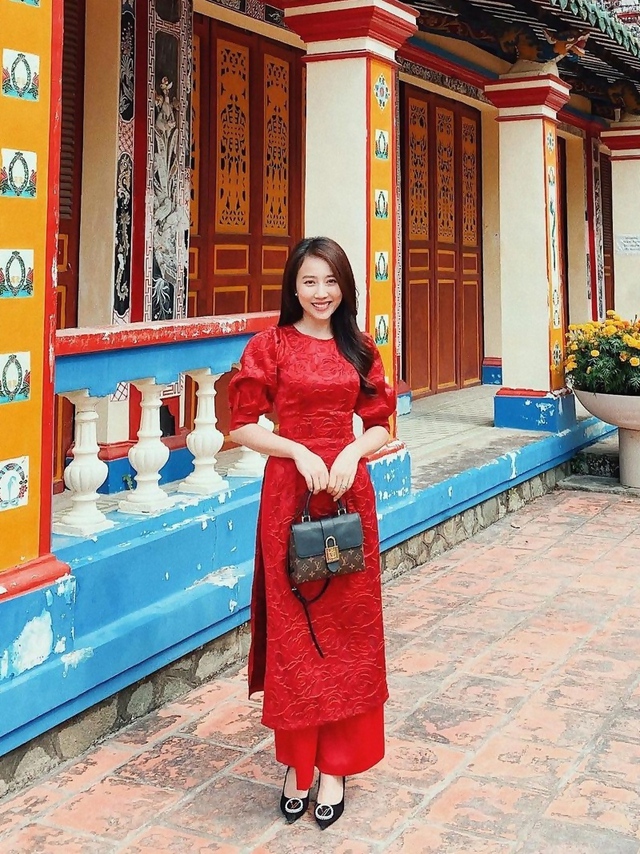 Sao Việt diện áo dài du xuân - Ảnh 20.