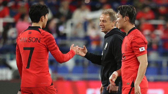 LĐBĐ Hàn Quốc sắp sa thải HLV Klinsmann - Ảnh 2.