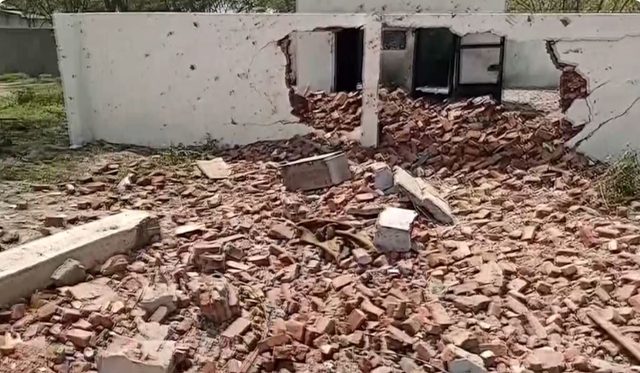 Nổ nhà máy pháo hoa ở Tamil Nadu (Ấn Độ) khiến 10 người chết, 10 người bị thương - Ảnh 1.