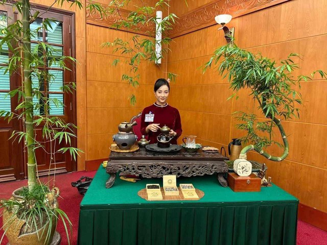 Chàng nghệ nhân bonsai 9x với khát khao lan tỏa giá trị cây tre Việt Nam - Ảnh 2.