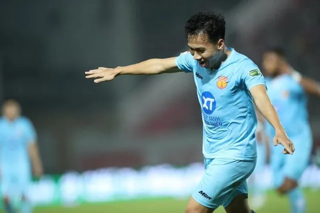 Vòng 9 V.League: Thép Xanh Nam Định củng cố ngôi đầu - Ảnh 2.