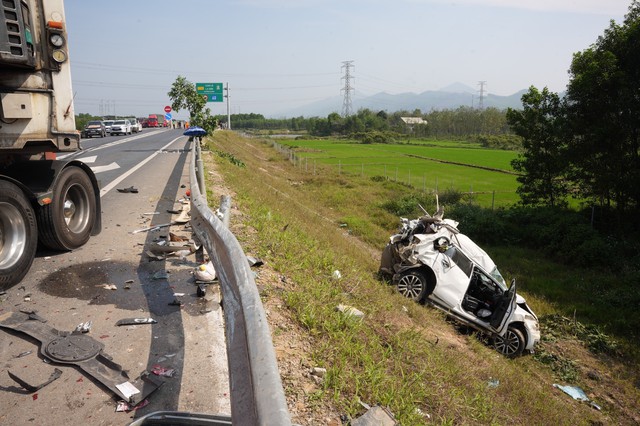 Khởi tố tài xế gây tai nạn trên cao tốc Cam Lộ - La Sơn khiến 3 người thân tử vong - Ảnh 1.