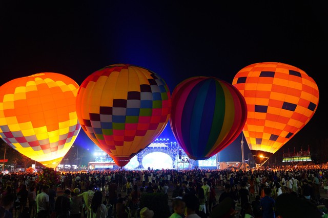 Lễ hội Khinh khí cầu quốc tế - Tuyên Quang lần thứ III năm 2024 - Ảnh 2.
