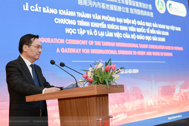 ĐH Đại Nam hợp tác với Đài Loan (Trung Quốc) đào tạo ngành chip bán dẫn - Ảnh 2.