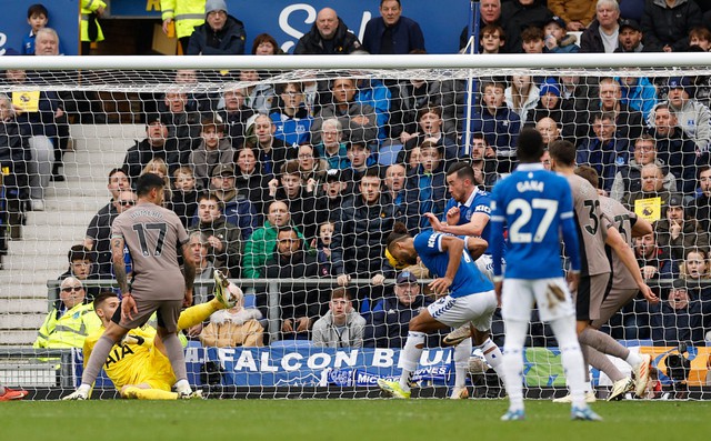 Tottenham đánh rơi chiến thắng trước Everton - Ảnh 2.