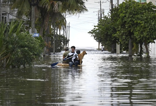 Lũ lụt và mất điện trên diện rộng tại Cuba - Ảnh 1.