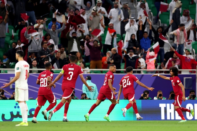 ĐT Qatar vào chung kết ASIAN Cup 2023 sau chiến thắng nghẹt thở Iran - Ảnh 2.