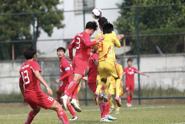 Đánh bại Đông Á Thanh Hoá, Thể Công Viettel vào bán kết VCK giải VĐ U19 Quốc gia 2024 - Ảnh 1.