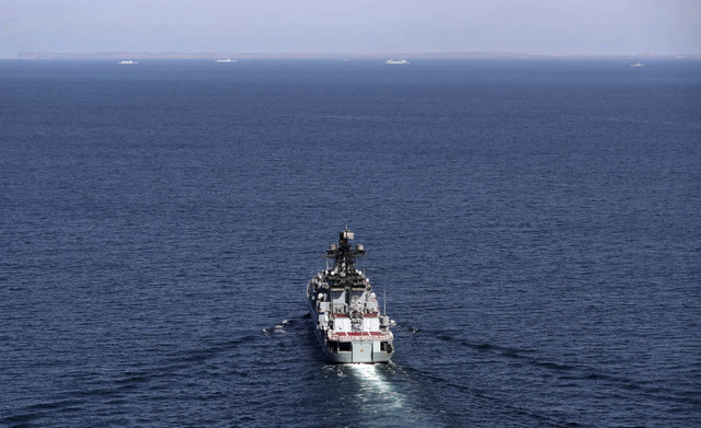Trung Quốc, Nga và Iran tập trận chung ở vịnh Oman  - Ảnh 2.