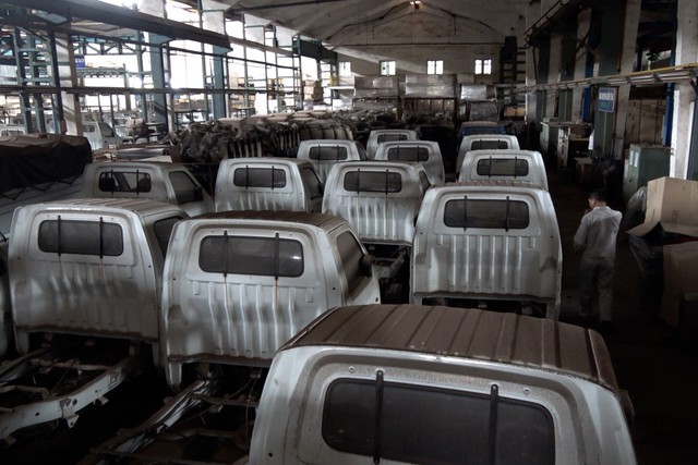 Bất thường trong nhập khẩu linh kiện ô tô (Kỳ 1): Hàng nghìn xe phơi xác ở Cổ Loa - Ảnh 3.