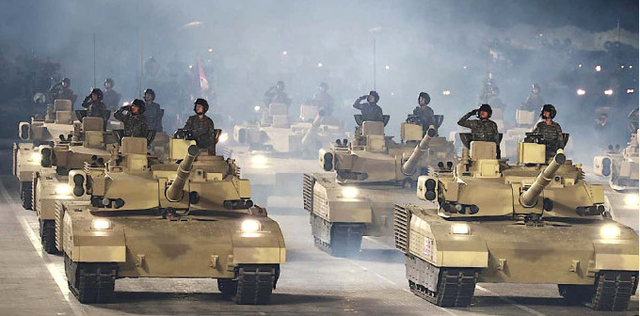Triều Tiên ra mắt loại xe tăng chiến đấu mới mạnh nhất thế giới   - Ảnh 1.