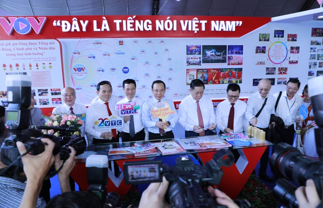 Ngày hội của những người làm báo Việt Nam chính thức khai mạc - Ảnh 7.