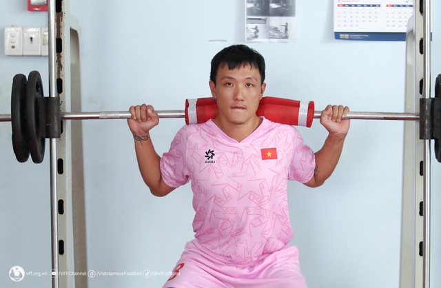 ĐT futsal Việt Nam miệt mài rèn đấu pháp, pivo Nguyễn Minh Trí sắp trở lại tập luyện  - Ảnh 1.