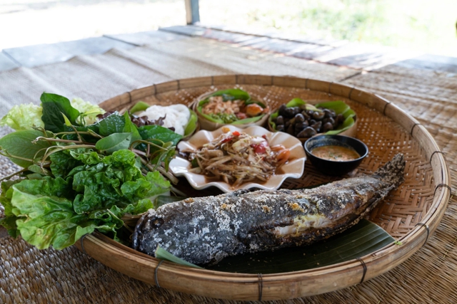 8 món ăn được tạp chí Mỹ đánh giá là biểu tượng của Việt Nam - Ảnh 7.