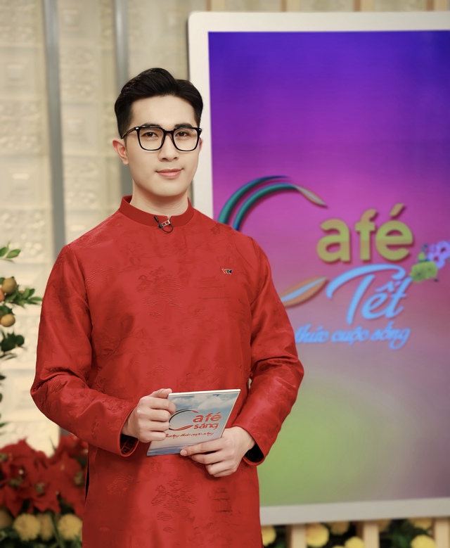 MC Công Lưu tạm biệt Café sáng với VTV3 lên đường du học - Ảnh 3.