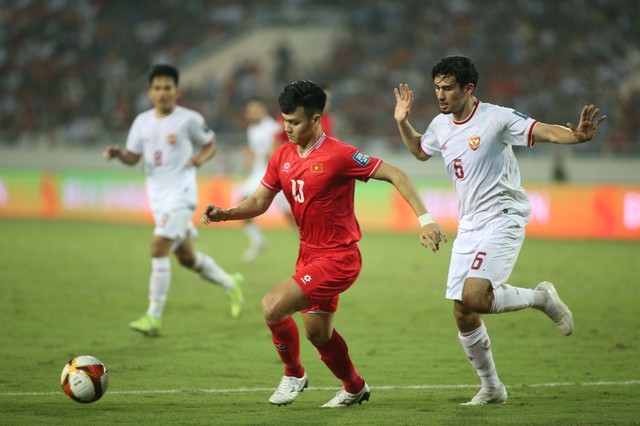 HLV Shin Tae-yong: ĐT Việt Nam không yếu đi, Indonesia thắng may mắn   - Ảnh 1.