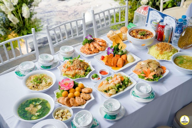 Quang Hải - Thanh Huyền lựa chọn thực đơn đầy ắp món ăn độc đáo cho ngày lễ trọng đại - Ảnh 3.