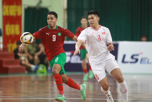 ĐT futsal Việt Nam hoà nghẹt thở với đối thủ hạng 8 thế giới - Ảnh 3.