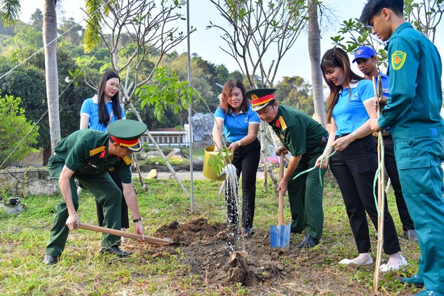 Kiên Giang: Trồng 1000 cây xanh tại Khu di tích Lịch sử - Thắng cảnh Quốc gia Ba Hòn - Ảnh 7.