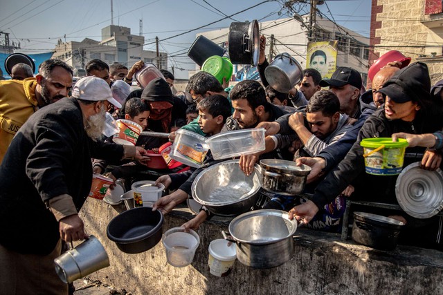 Khoảng 0,5 triệu người ở Gaza đang phải đối mặt với nạn đói - Ảnh 1.