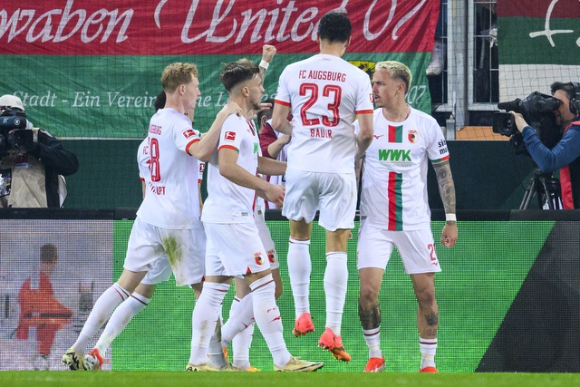 Augsburg giành chiến thắng trước Union Berlin trên sân nhà - Ảnh 1.