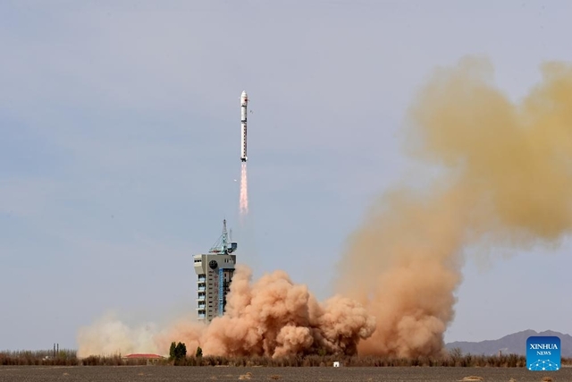 Trung Quốc phóng vệ tinh viễn thám mới - Ảnh 1.