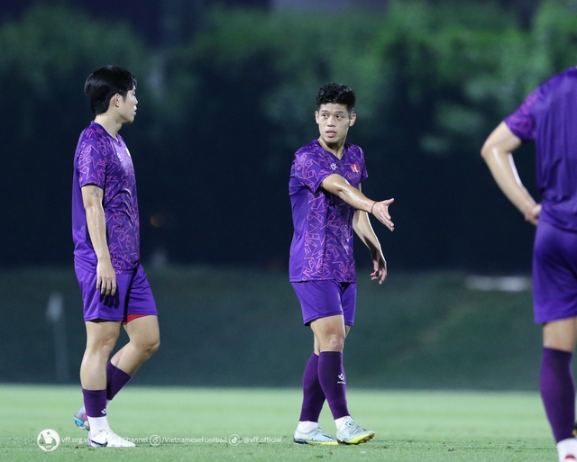 U23 Việt Nam tiếp tục mài sắc lối chơi, rà soát nhân sự trước ngày chốt danh sách - Ảnh 3.