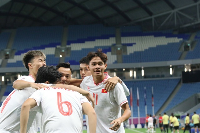 VCK U23 châu Á 2024: U23 Việt Nam khởi đầu thuận lợi - Ảnh 4.