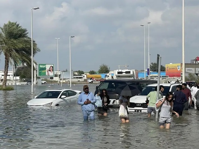 Mưa nhân tạo liệu có phải là “thủ phạm” gây lũ lụt tại UAE? - Ảnh 1.