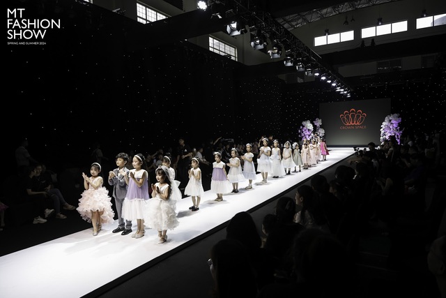 Ấn tượng sự đột phá đón đầu xu hướng thời trang Xuân hè của MT Fashion Show 2024 - Ảnh 5.