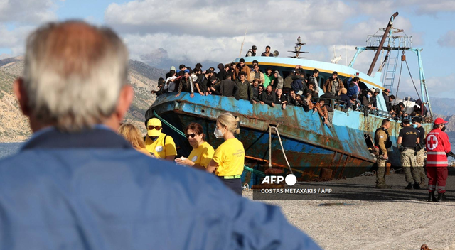 Hơn 1.000 người di cư đã tới đảo nhỏ Gavdos của Hy Lạp trong 3 tháng gần đây - Ảnh 1.