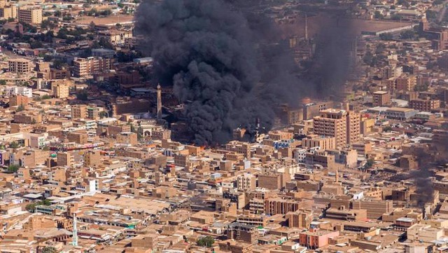 LHQ cảnh báo 800.000 người ở thành phố Sudan gặp “nguy hiểm cực độ và nguy cấp” - Ảnh 1.
